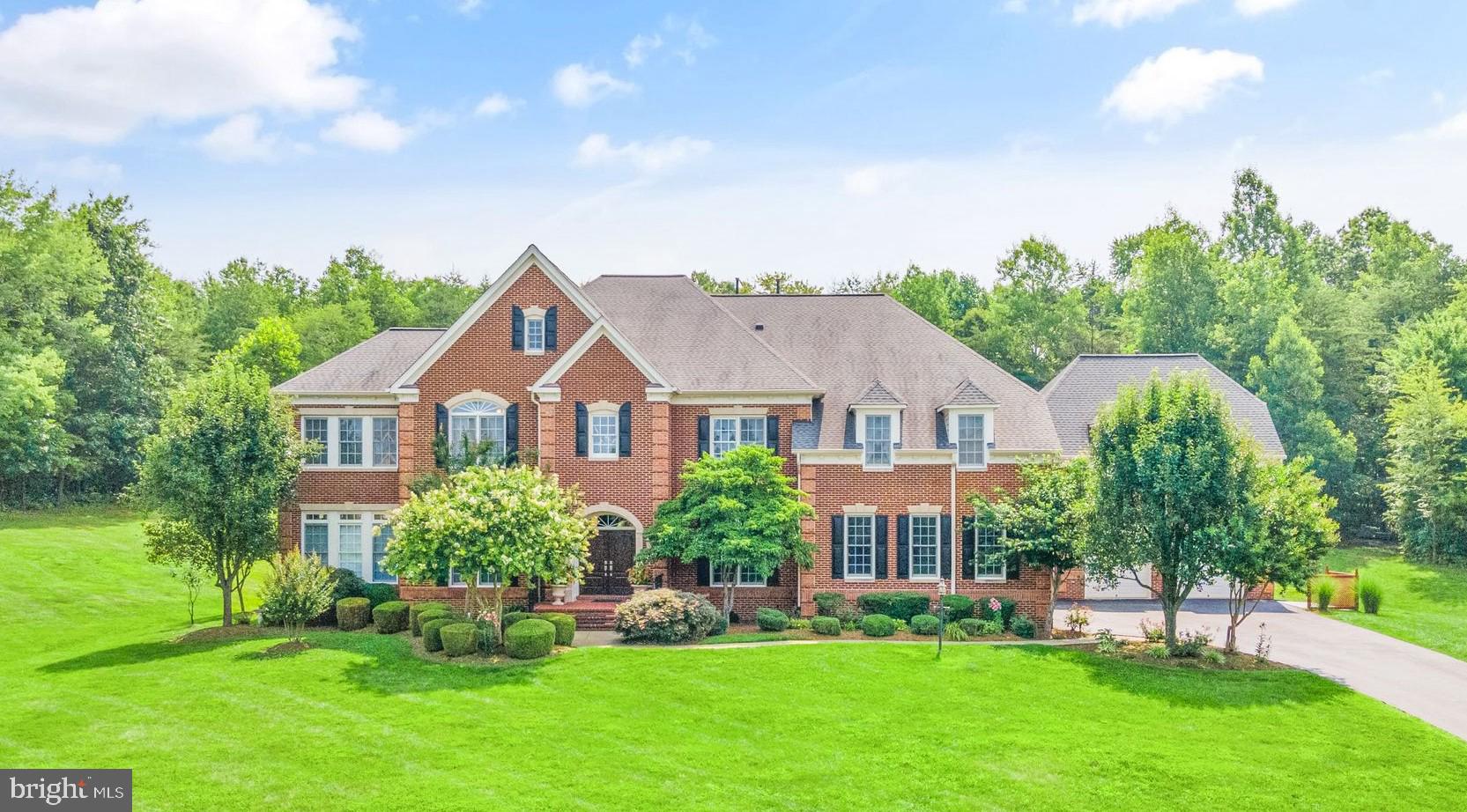 27712 Paddock Trail Place Chantilly, VA 20152 - Photo 2 of 106