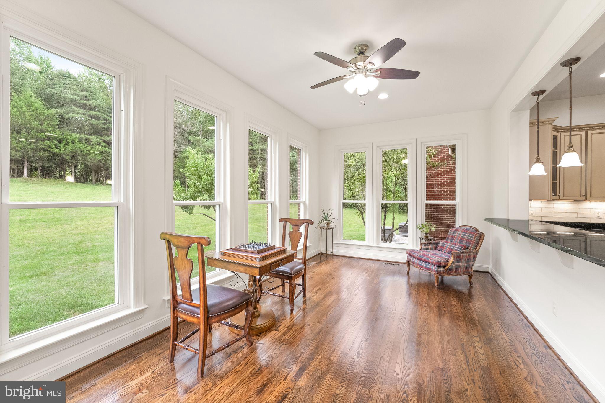 27712 Paddock Trail Place Chantilly, VA 20152 - Photo 31 of 106 Sunroom off kitchen