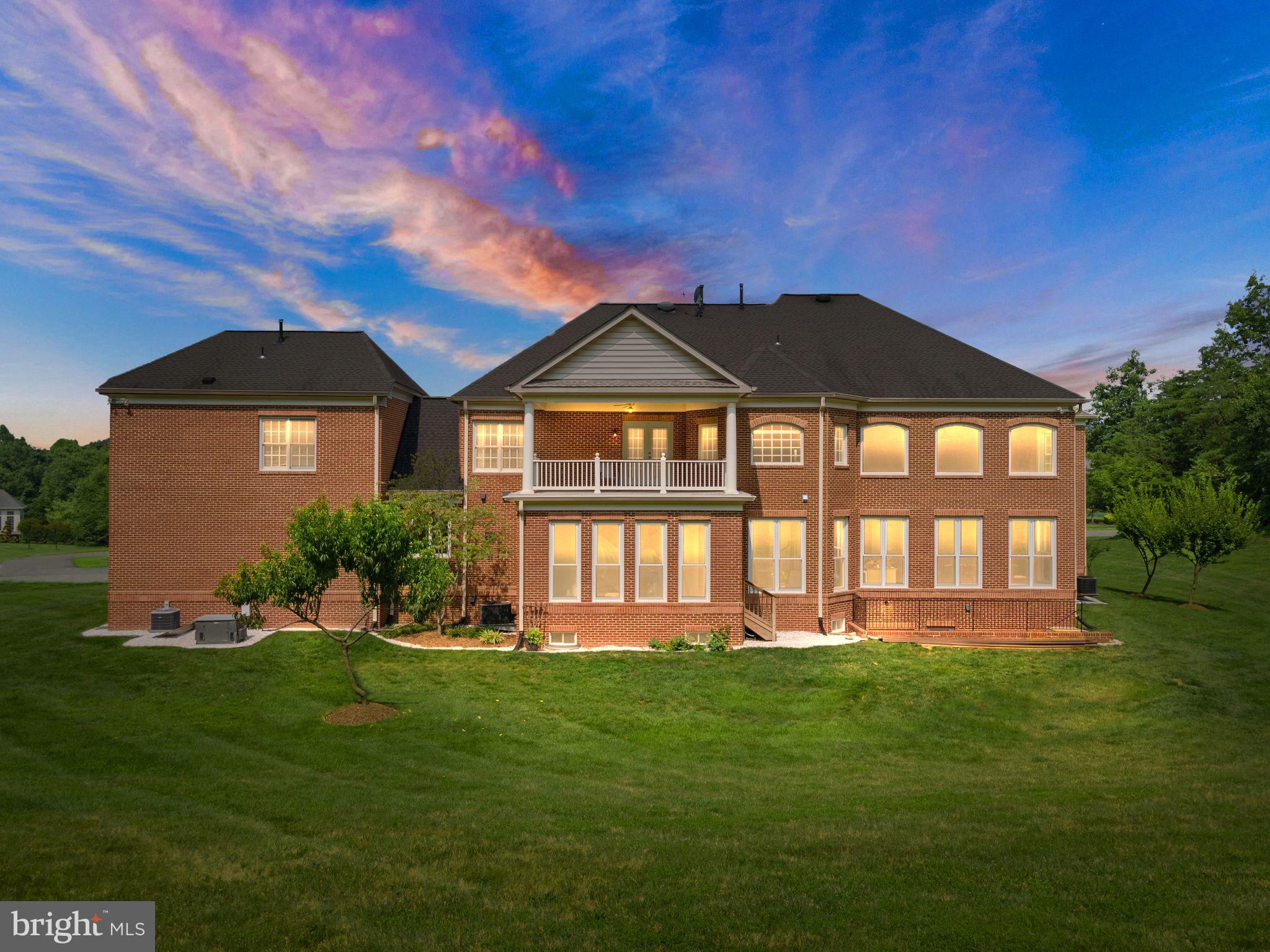 27712 Paddock Trail Place Chantilly, VA 20152 - Photo 5 of 106 Gorgeous view of back of house