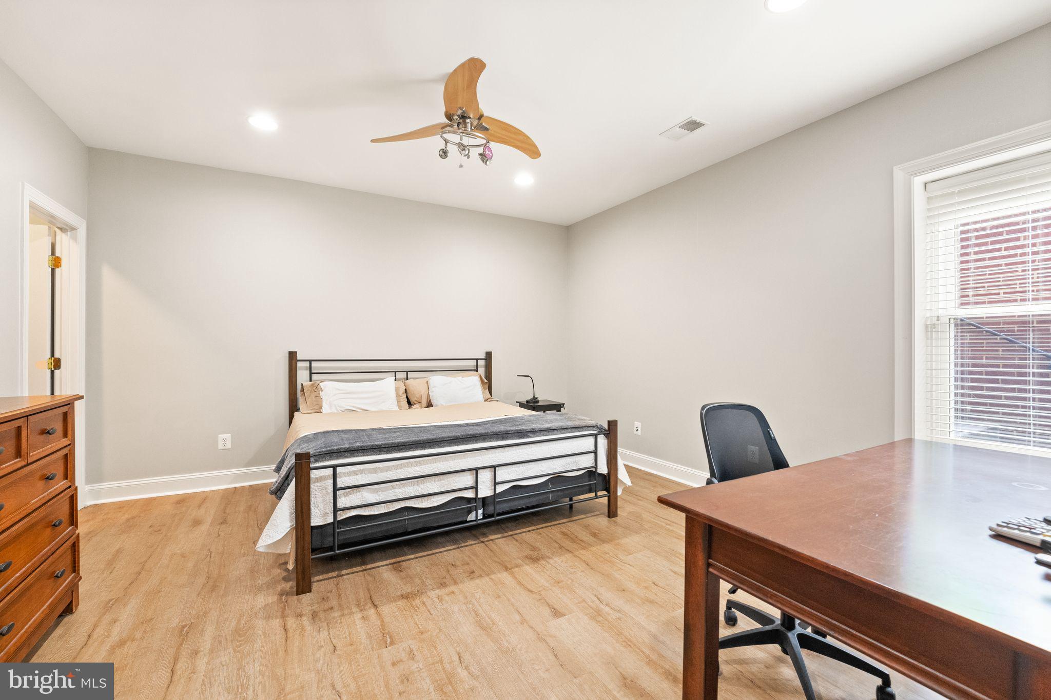 27712 Paddock Trail Place Chantilly, VA 20152 - Photo 70 of 106 Bedroom #6 in basement