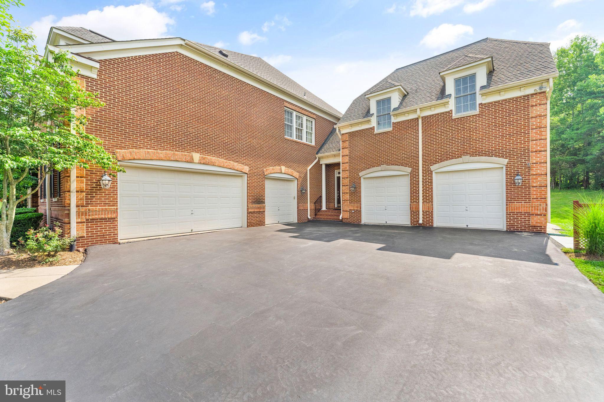 27712 Paddock Trail Place Chantilly, VA 20152 - Photo 8 of 106