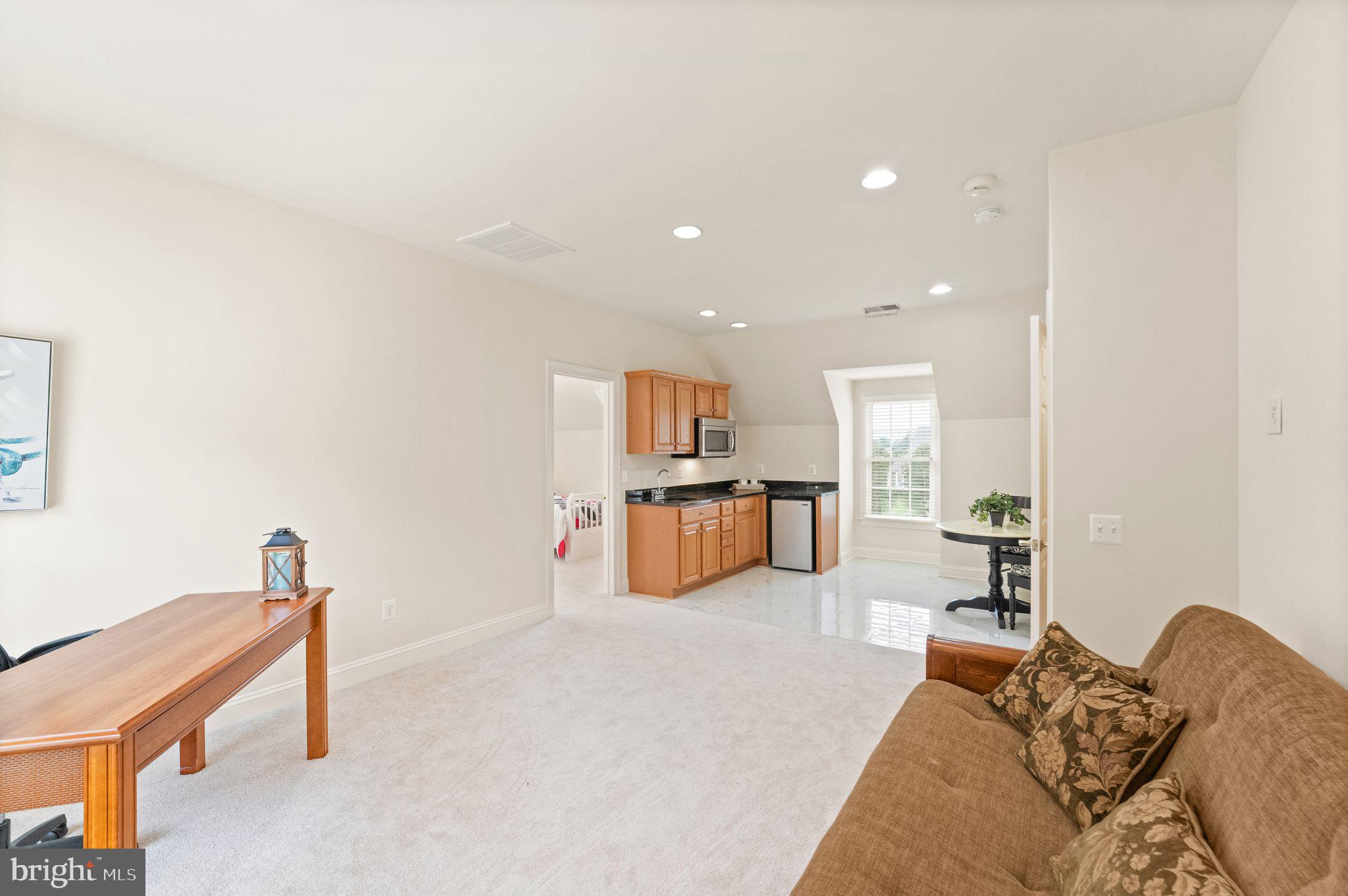 27712 Paddock Trail Place Chantilly, VA 20152 - Photo 90 of 106 In law suite faimly room above garage