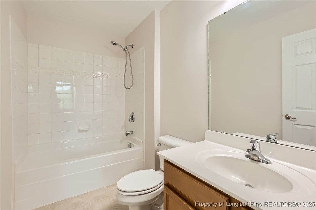 408 Panorama View Loop Cary, NC 27519 - Photo 21 of 28 a bathroom with a sink toilet and shower