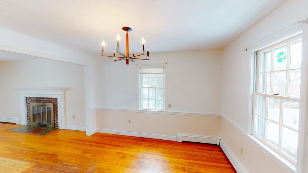 12 Emily Road Framingham, MA 01701 - Photo 9 of 19 Gallery Image 9