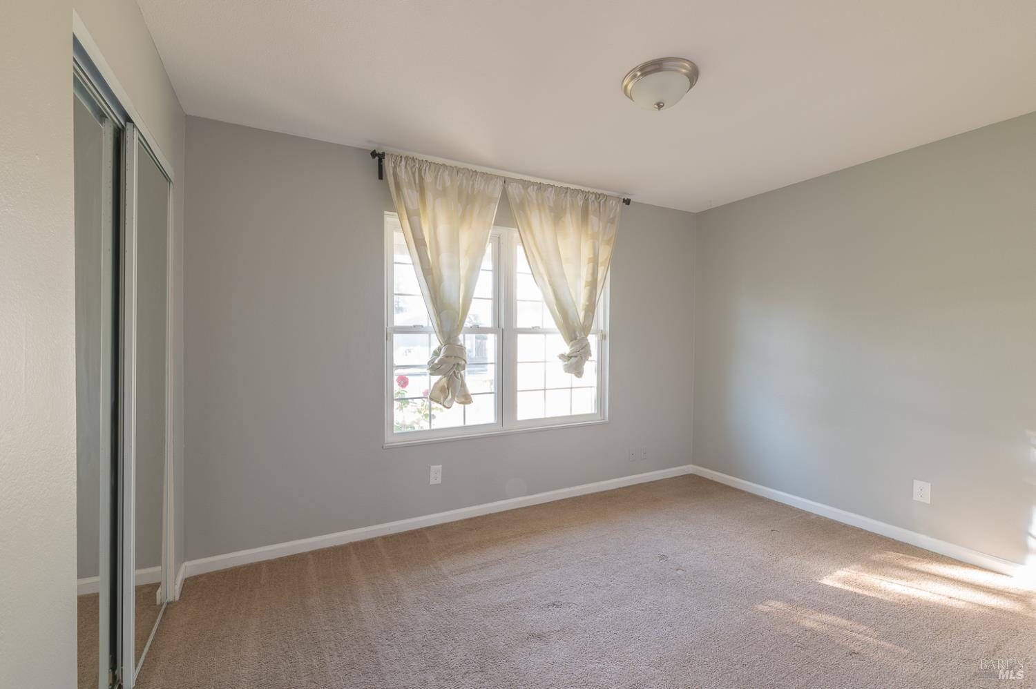 978 Eleanor Avenue Rohnert Park, CA 94928 - Photo 23 of 36 a view of an empty room with a window