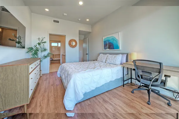 $2,500 | 4004 Banister Lane, Unit 207, Austin, TX 78704