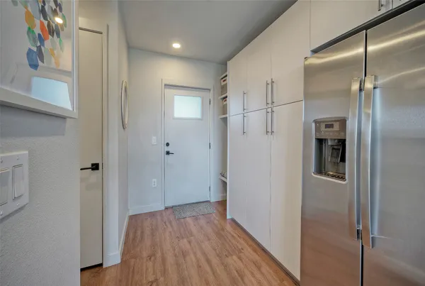 $2,500 | 4004 Banister Lane, Unit 207, Austin, TX 78704