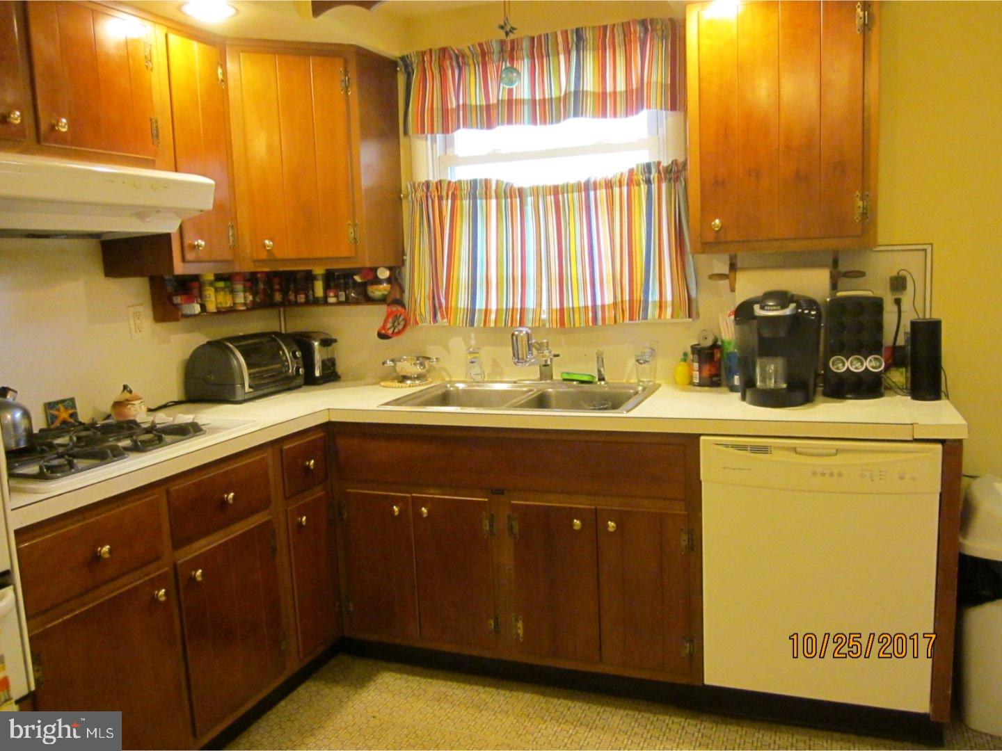307 Leon Avenue Riverside, NJ 08075 - Photo 10 of 18 Gallery Image 10