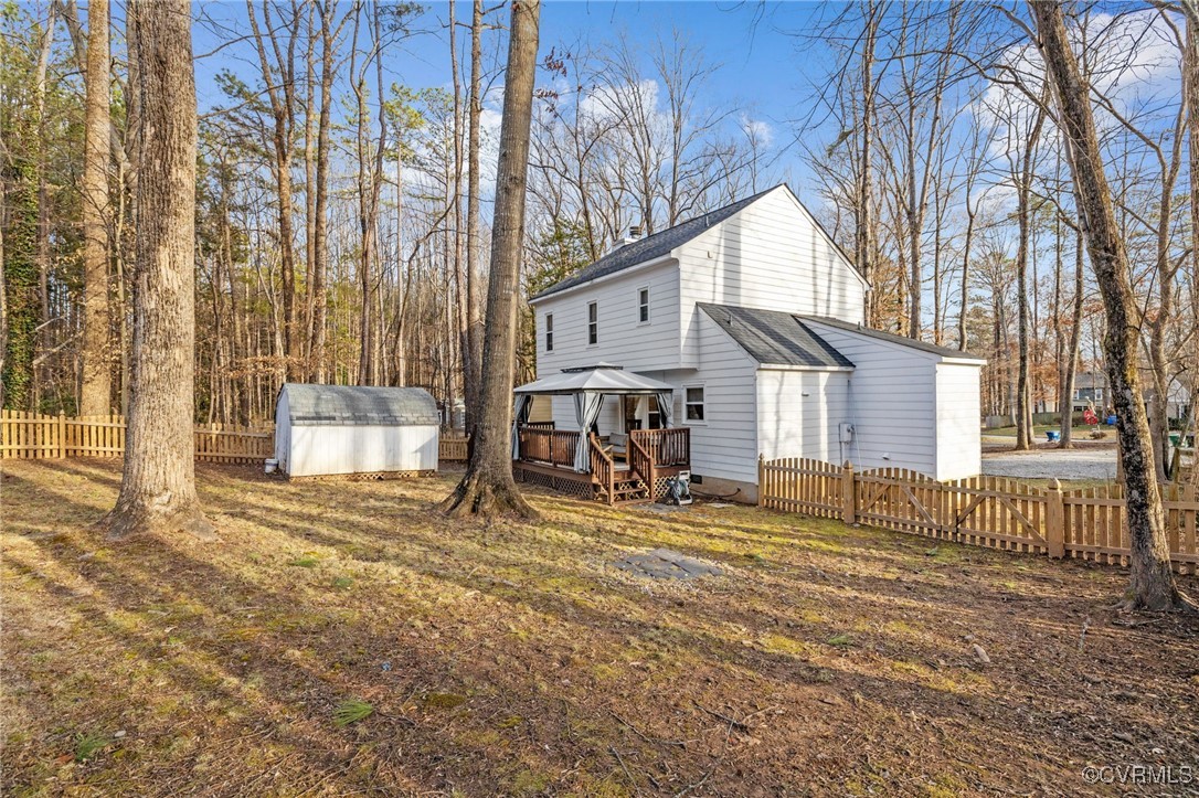 1309 Lockett Ridge Road Midlothian, VA 23114 - Photo 47 of 49 Side view of property