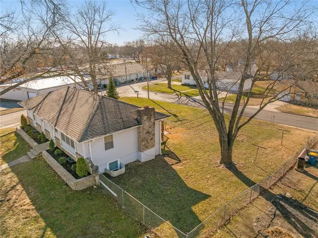 $350,000 | 8590 Wycoff Drive, De Soto, KS 66018