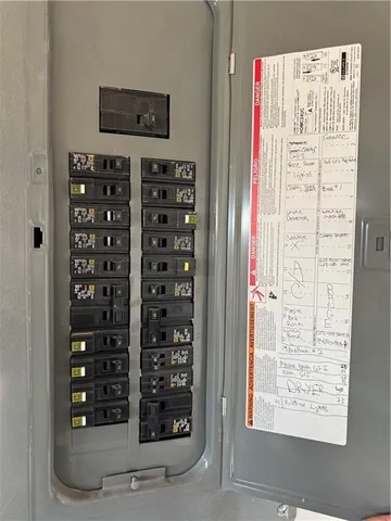 $350,000 | 8590 Wycoff Drive, De Soto, KS 66018