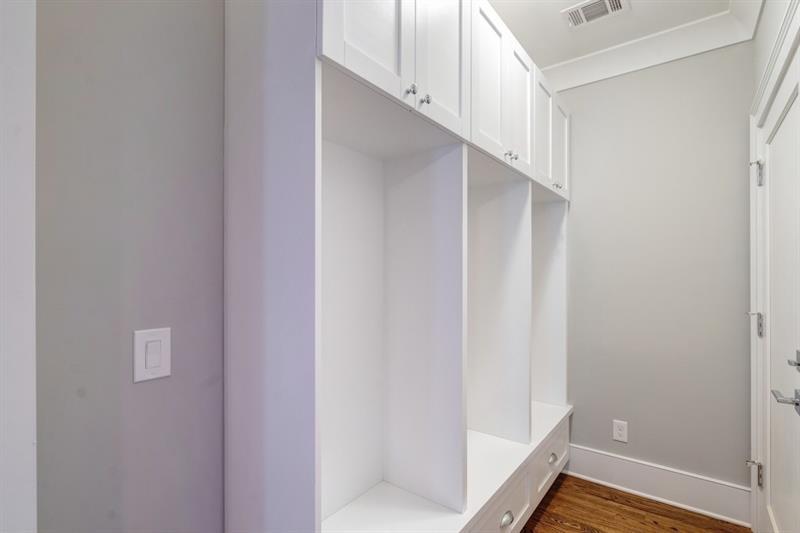 1375 Wessyngton Road Northeast Atlanta, GA 30306 - Photo 40 of 57