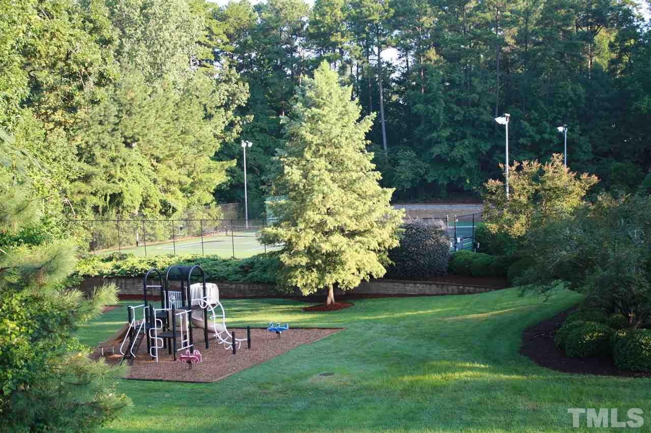 205 Chiselhurst Way Cary, NC 27513 - Photo 22 of 25 Gallery Image 22