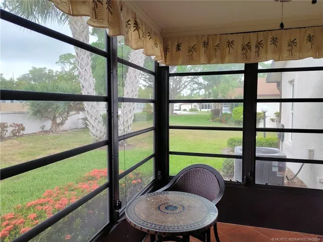 a view of an outdoor space