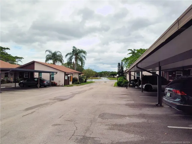 $1,950 | Undisclosed Address, Stuart, FL 34997