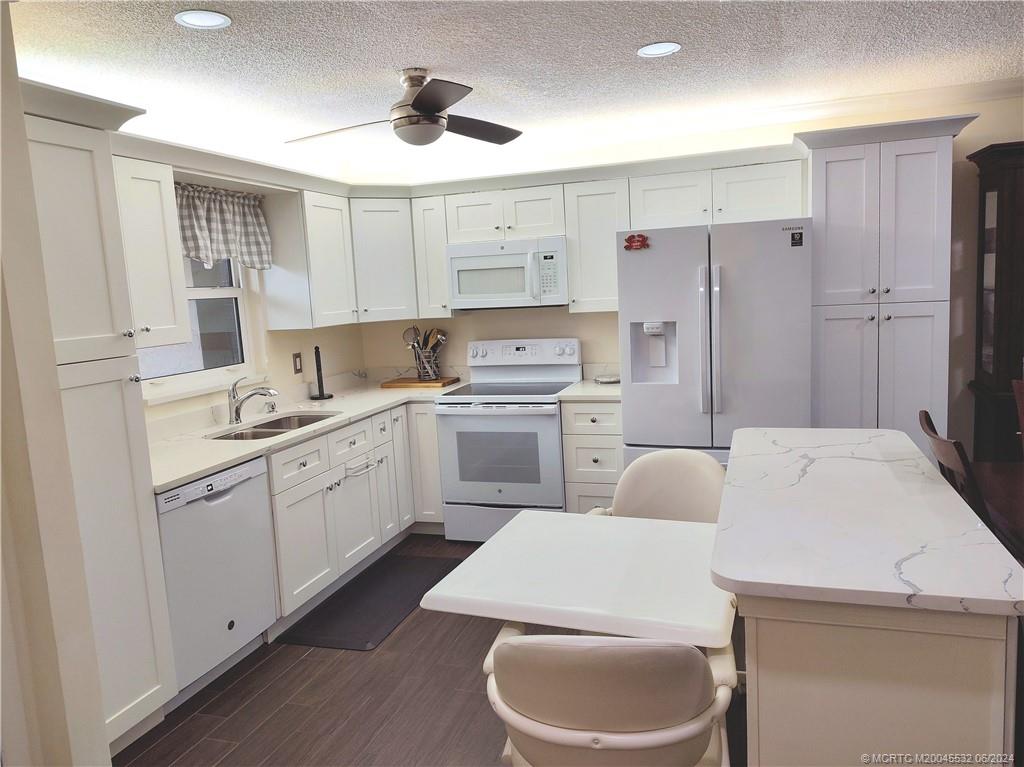 Undisclosed Address Stuart, FL 34997 - Photo 6 of 64