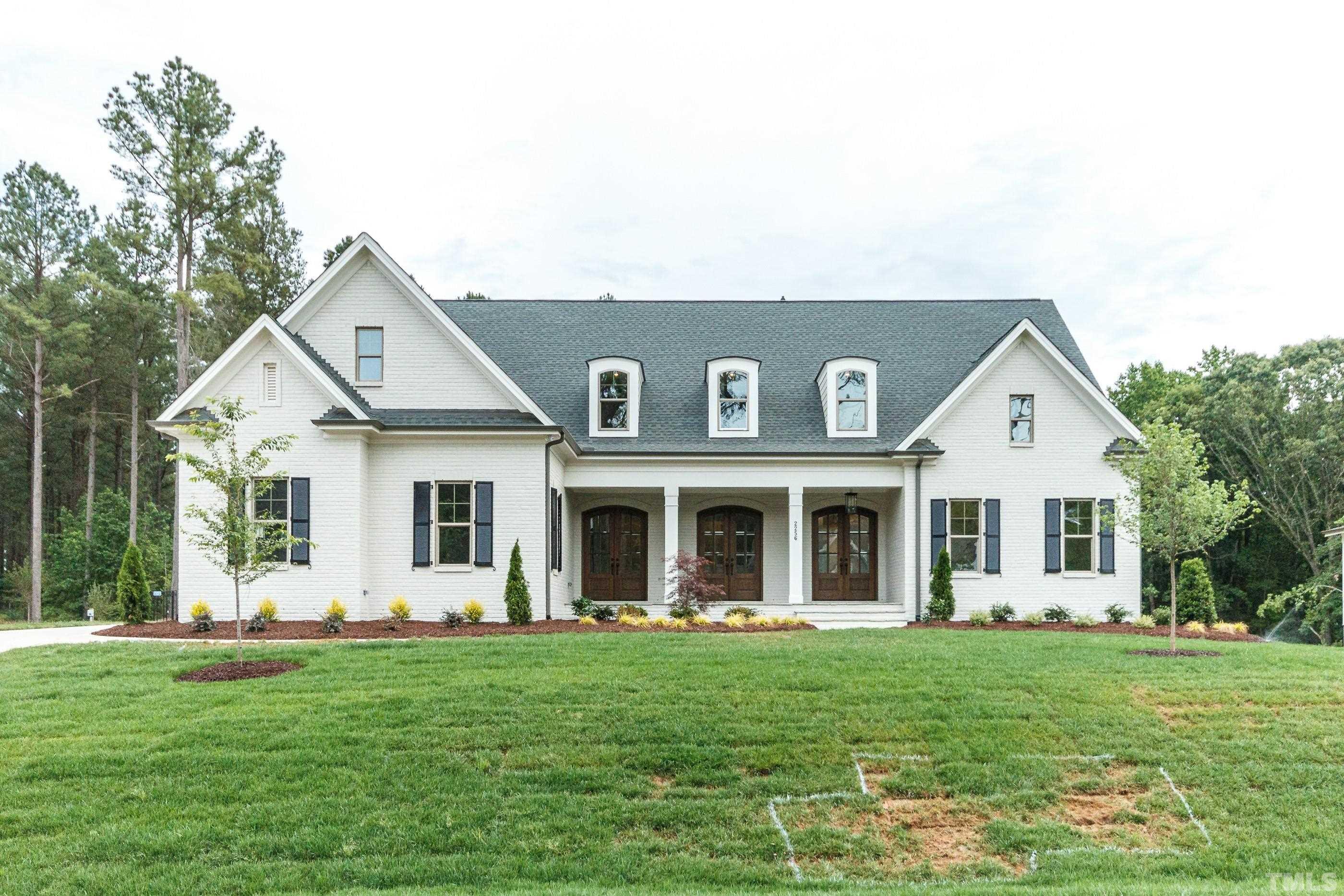 Photos of a similar home