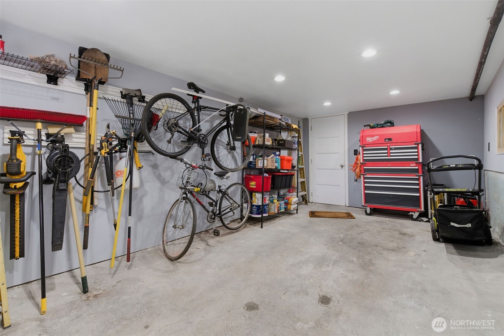 9272 Fauntleroy Way Southwest Seattle, WA 98136 - Photo 25 of 35 a view of a room with gym equipment