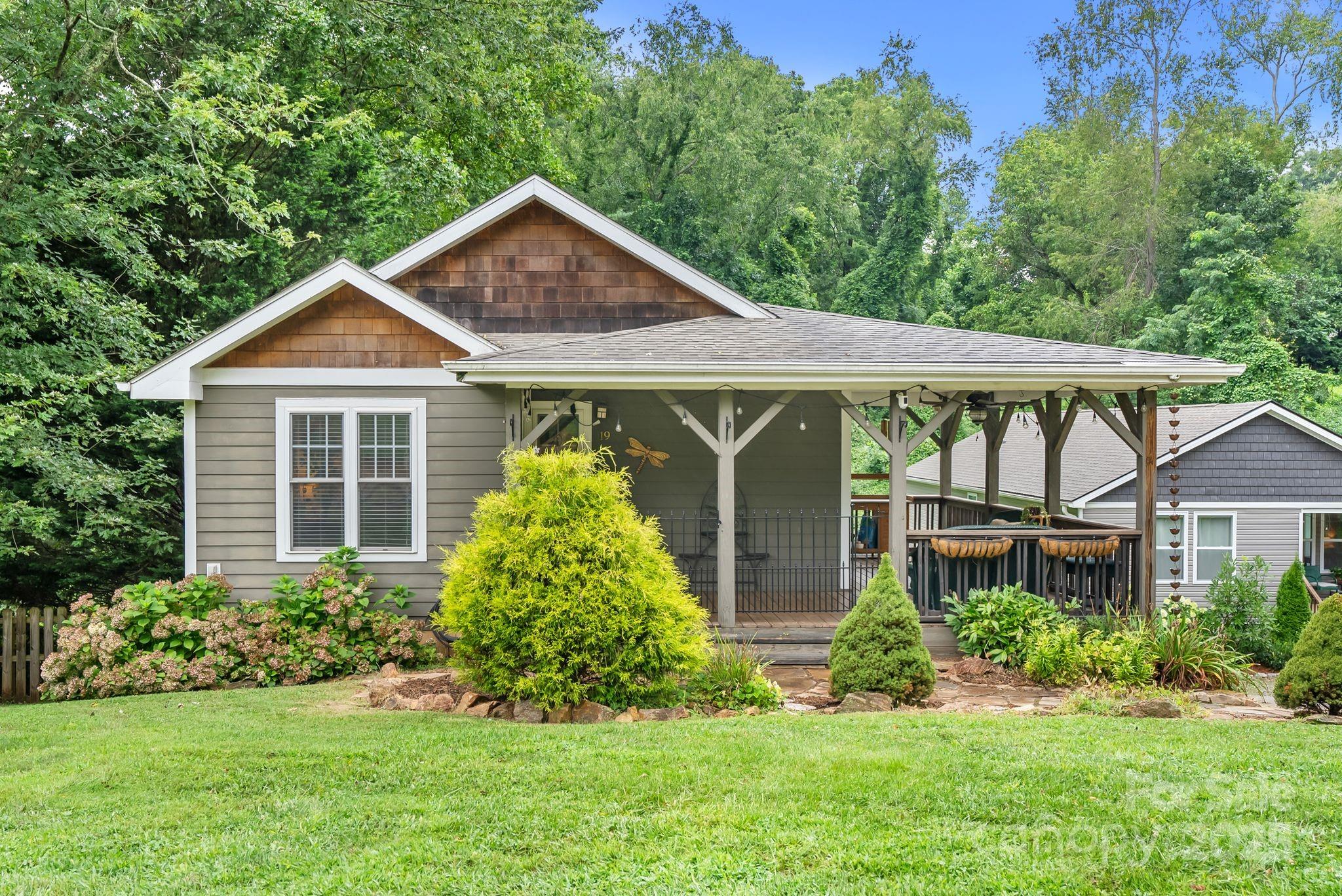 19 Rhudy Road Asheville, NC 28806 - Photo 1 of 24 Gallery Image 1