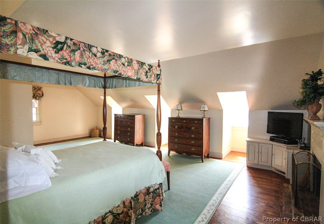 4553 Merry Point Road Lancaster, VA 22503 - Photo 33 of 41 Master Bedroom