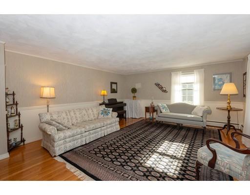 19 James Road Ipswich, MA 01938 - Photo 5 of 26 Gallery Image 5
