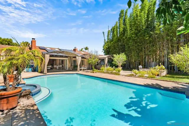 $3,485,000 | 5979 Via Zurita, La Jolla, CA 92037