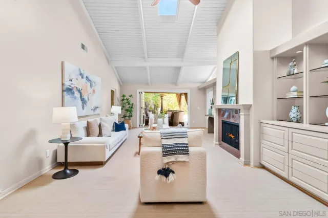 $3,485,000 | 5979 Via Zurita, La Jolla, CA 92037