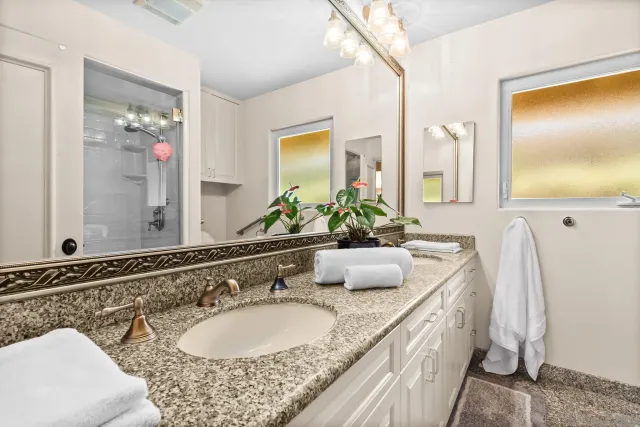 $3,485,000 | 5979 Via Zurita, La Jolla, CA 92037