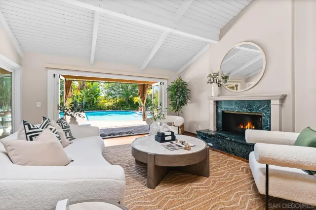 $3,485,000 | 5979 Via Zurita, La Jolla, CA 92037