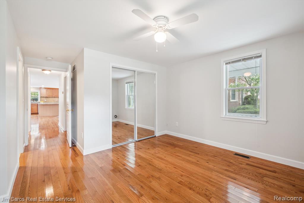84 Vernier Road Grosse Pointe Shores, MI 48236 - Photo 12 of 18