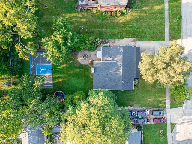 $550,000 | 620 Crest Street, Wheaton, IL 60187