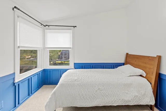 $550,000 | 620 Crest Street, Wheaton, IL 60187