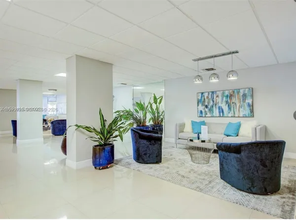 $2,690 | 1600 South Ocean Drive, Unit 6K, Hollywood, FL 33019