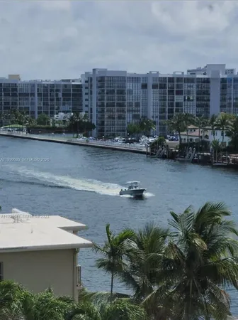 $2,690 | 1600 South Ocean Drive, Unit 6K, Hollywood, FL 33019