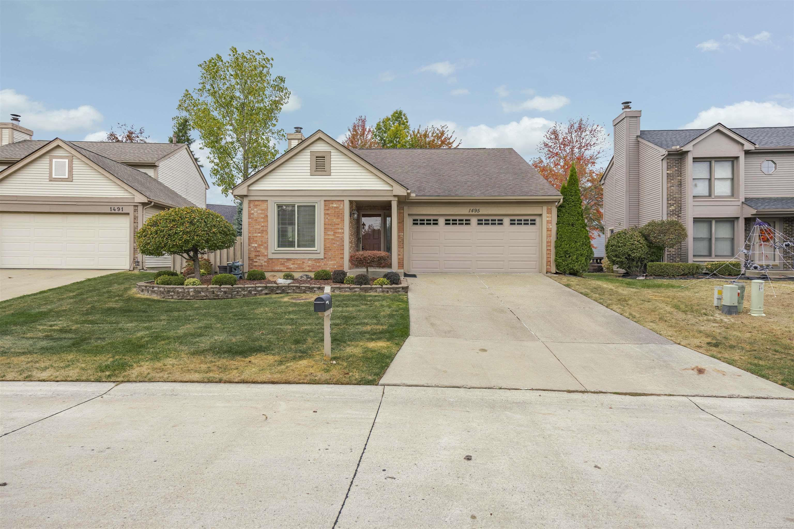 1495 Colony Drive Rochester Hills, MI 48307 - Photo 1 of 46