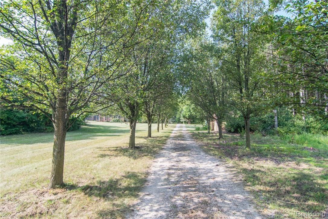 50899 Hanford Road Canton, MI 48187 - Photo 72 of 81 DSC_1589.jpg