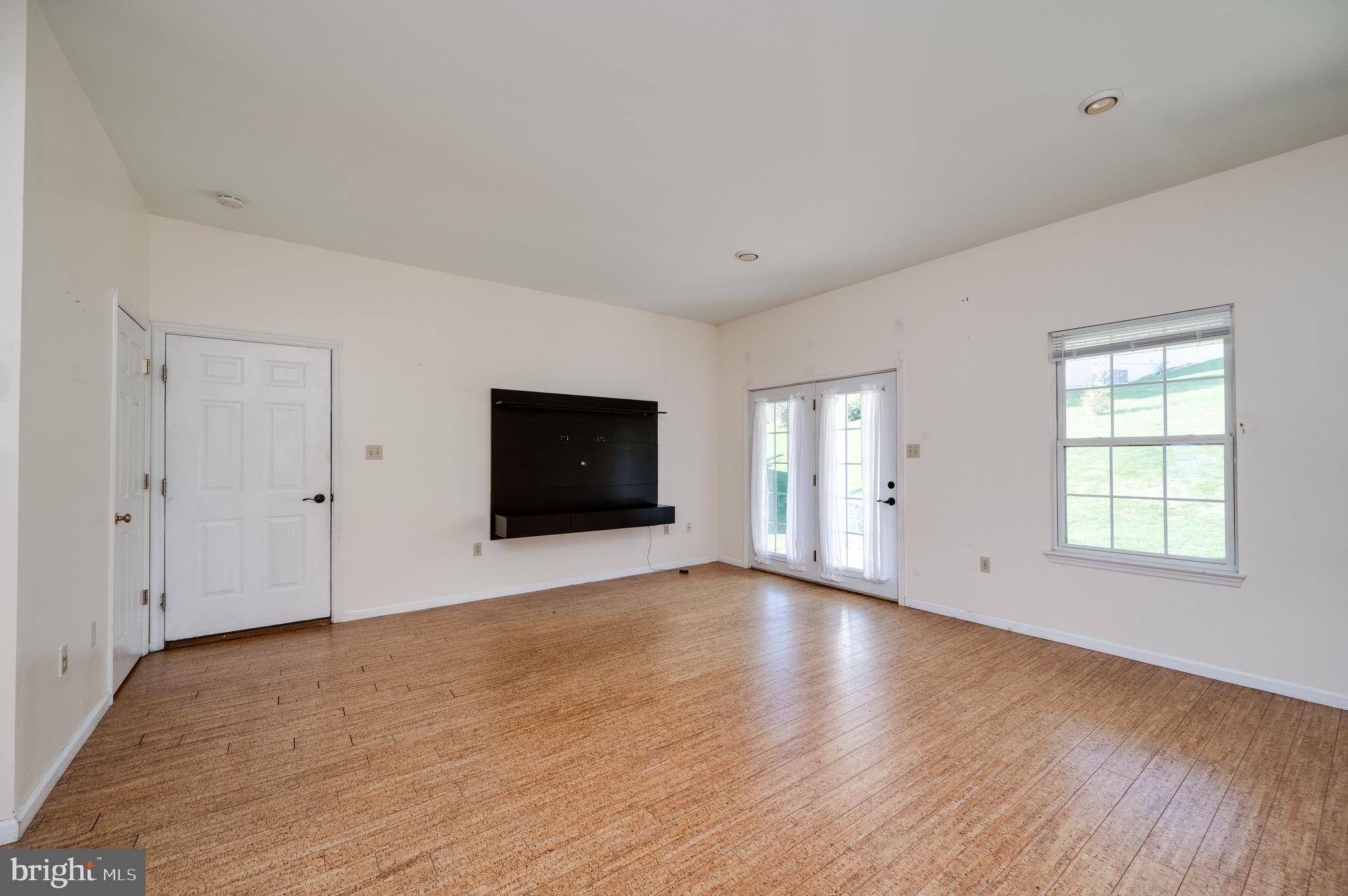 300 Barrington Drive Reading, PA 19607 - Photo 16 of 42