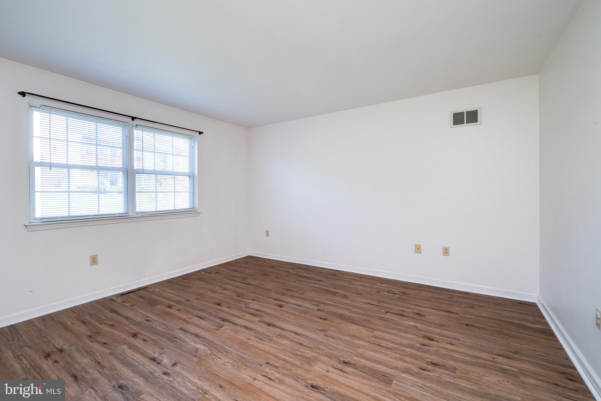 300 Barrington Drive Reading, PA 19607 - Photo 22 of 42