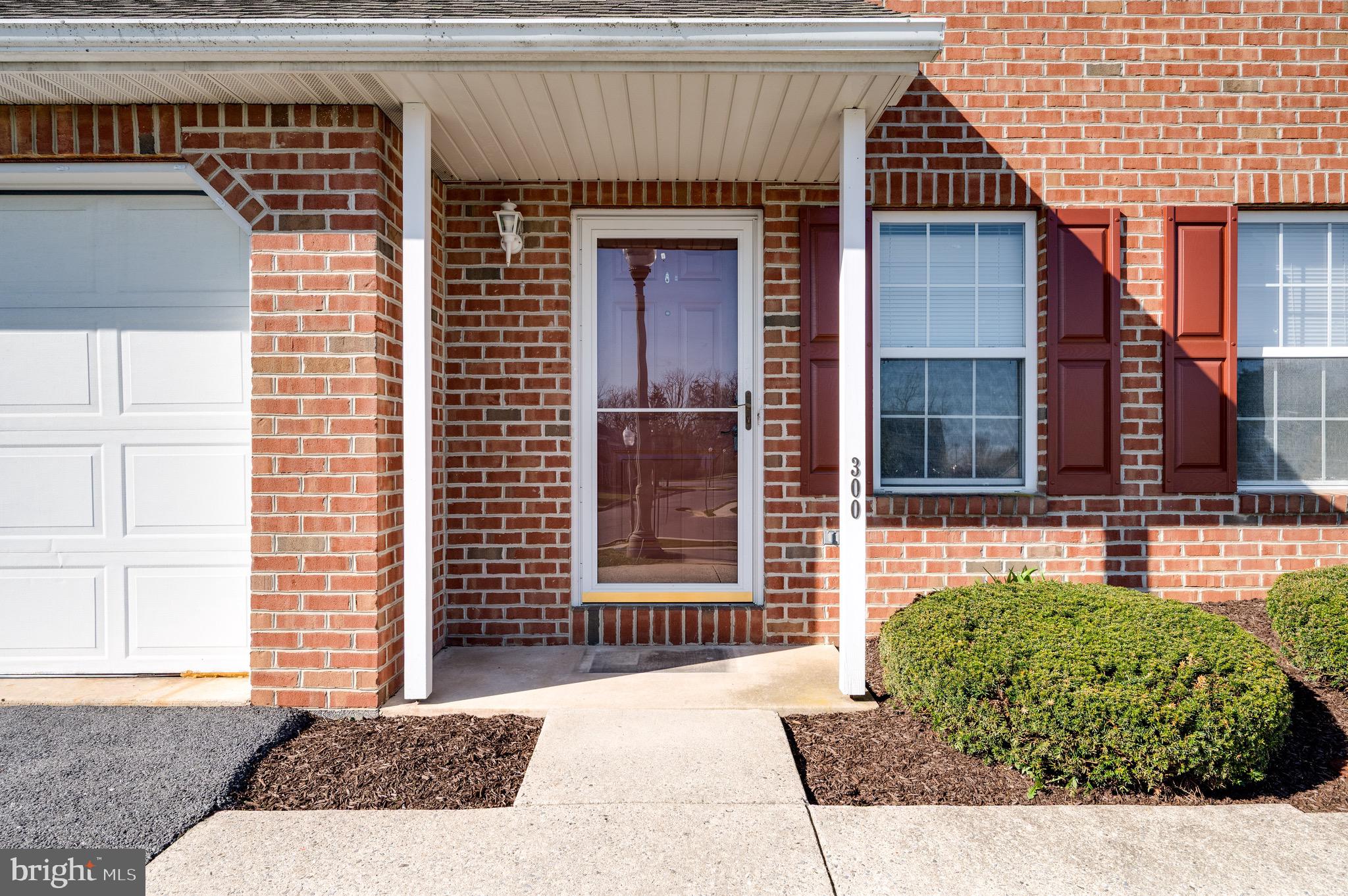 300 Barrington Drive Reading, PA 19607 - Photo 3 of 42