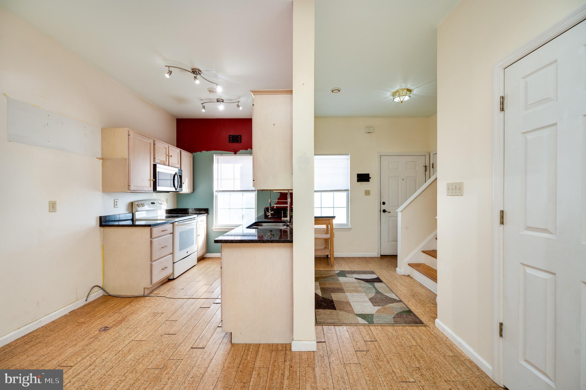 300 Barrington Drive Reading, PA 19607 - Photo 7 of 42