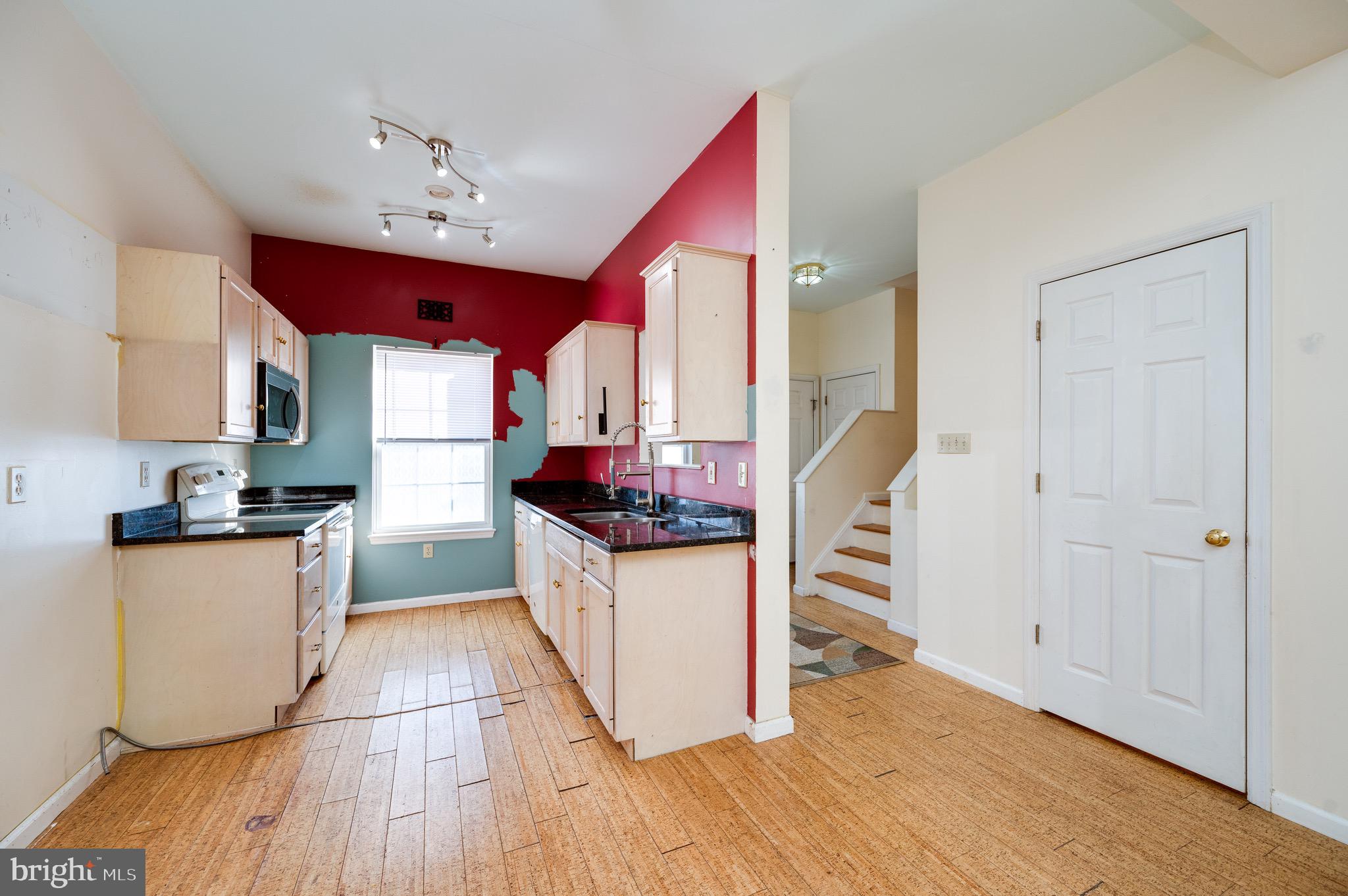 300 Barrington Drive Reading, PA 19607 - Photo 8 of 42