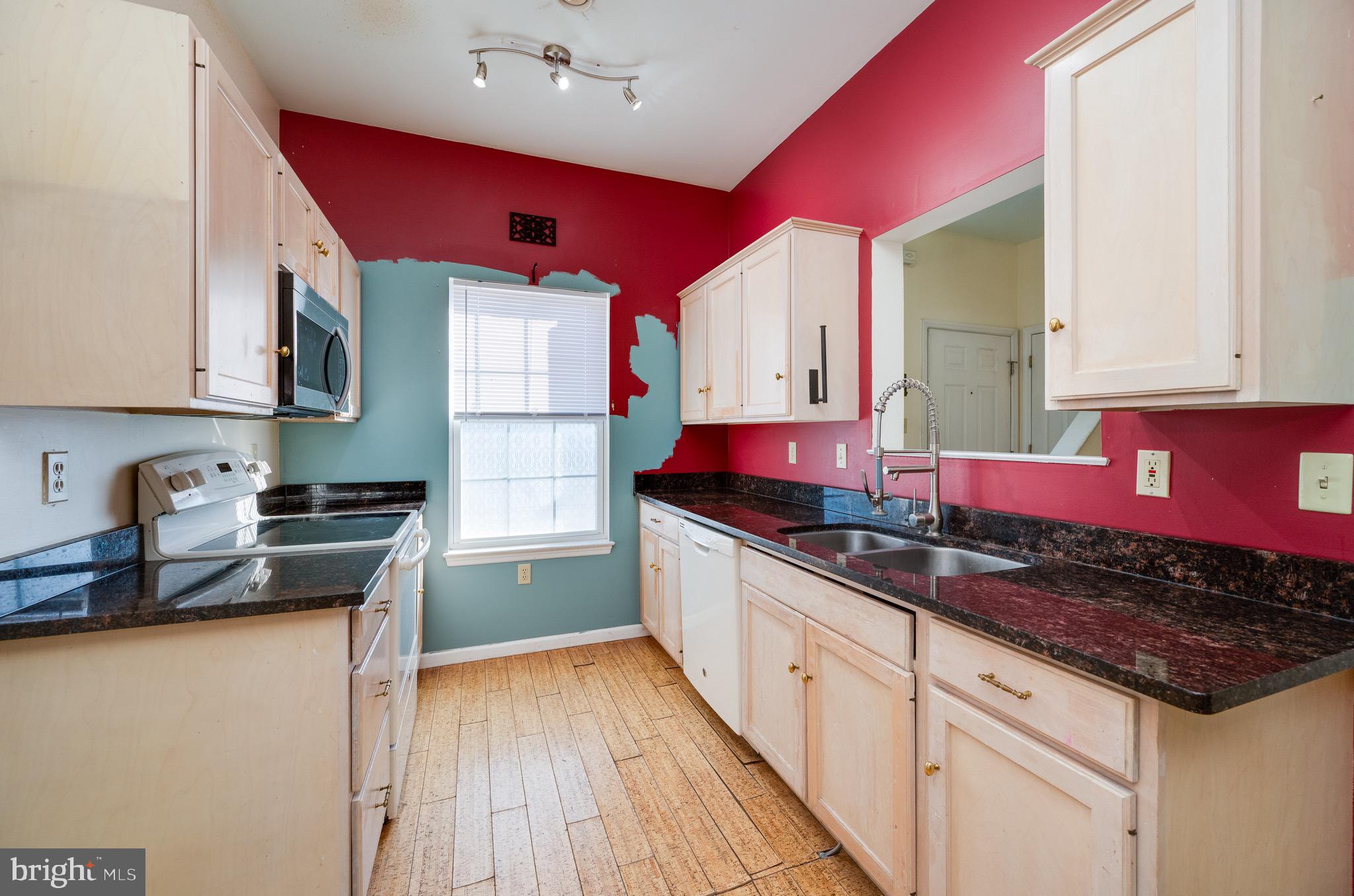 300 Barrington Drive Reading, PA 19607 - Photo 9 of 42