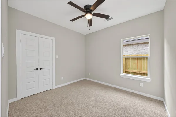 $2,100 | 1107 Lyle W Avenue, Cleveland, TX 77327