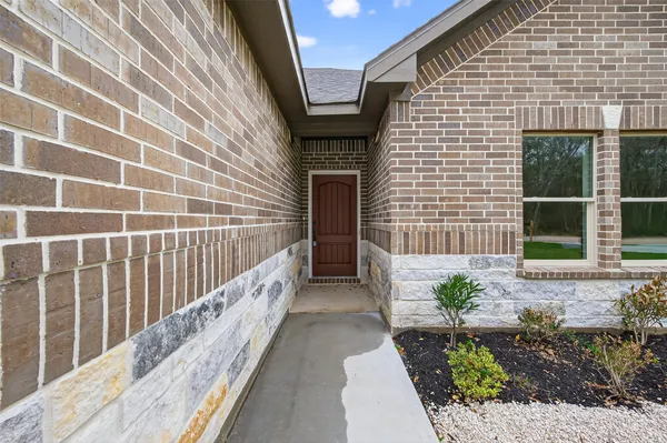 $2,100 | 1107 Lyle W Avenue, Cleveland, TX 77327