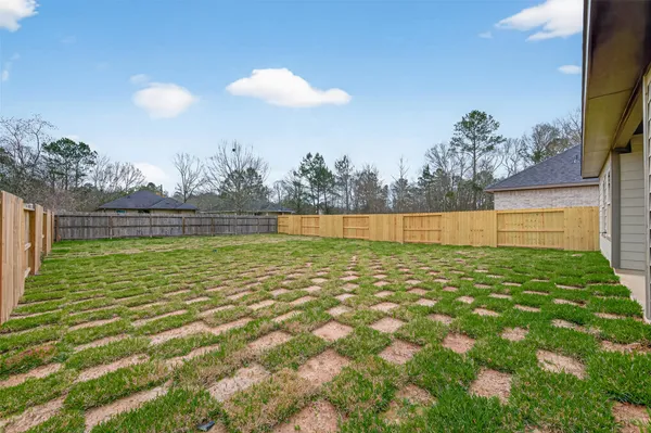 $2,100 | 1107 Lyle W Avenue, Cleveland, TX 77327