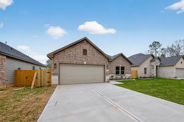 $2,100 | 1107 Lyle W Avenue, Cleveland, TX 77327