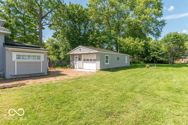 $255,000 | 2216 West 58th Street, Indianapolis, IN 46228