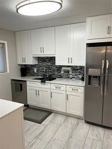 $4,000 | 845 South Gulfview Boulevard, Unit 101, Clearwater, FL 33767