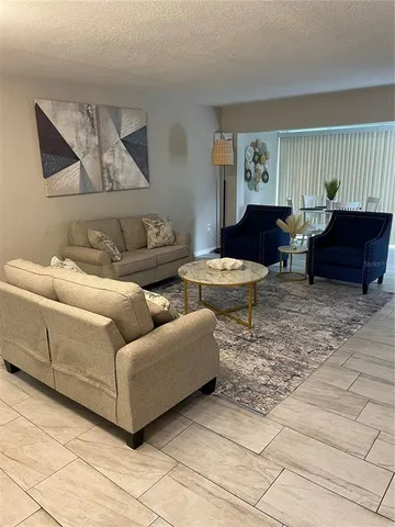 $4,000 | 845 South Gulfview Boulevard, Unit 101, Clearwater, FL 33767