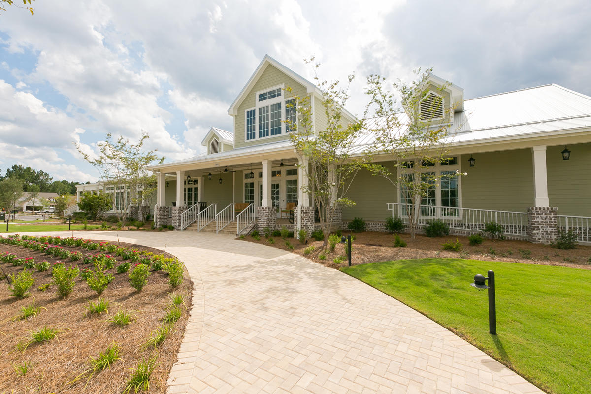 Cluhouse_front